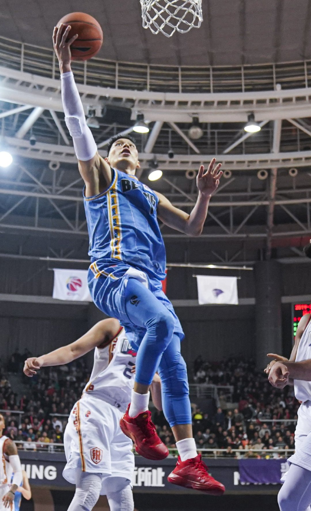 乐鱼登录入口 -包含深圳男篮迎欧超杯关键赛，加时末段远射贴柱，话题不断，赛季目标并未改变的词条