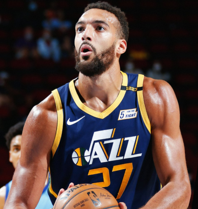 乐鱼网址 -风云突变!新疆广汇集结日官宣签约,NBA季后赛版图或变,球迷炸锅,球探报告显示潜力(季后赛首轮新疆战胜山东进季后赛4强)