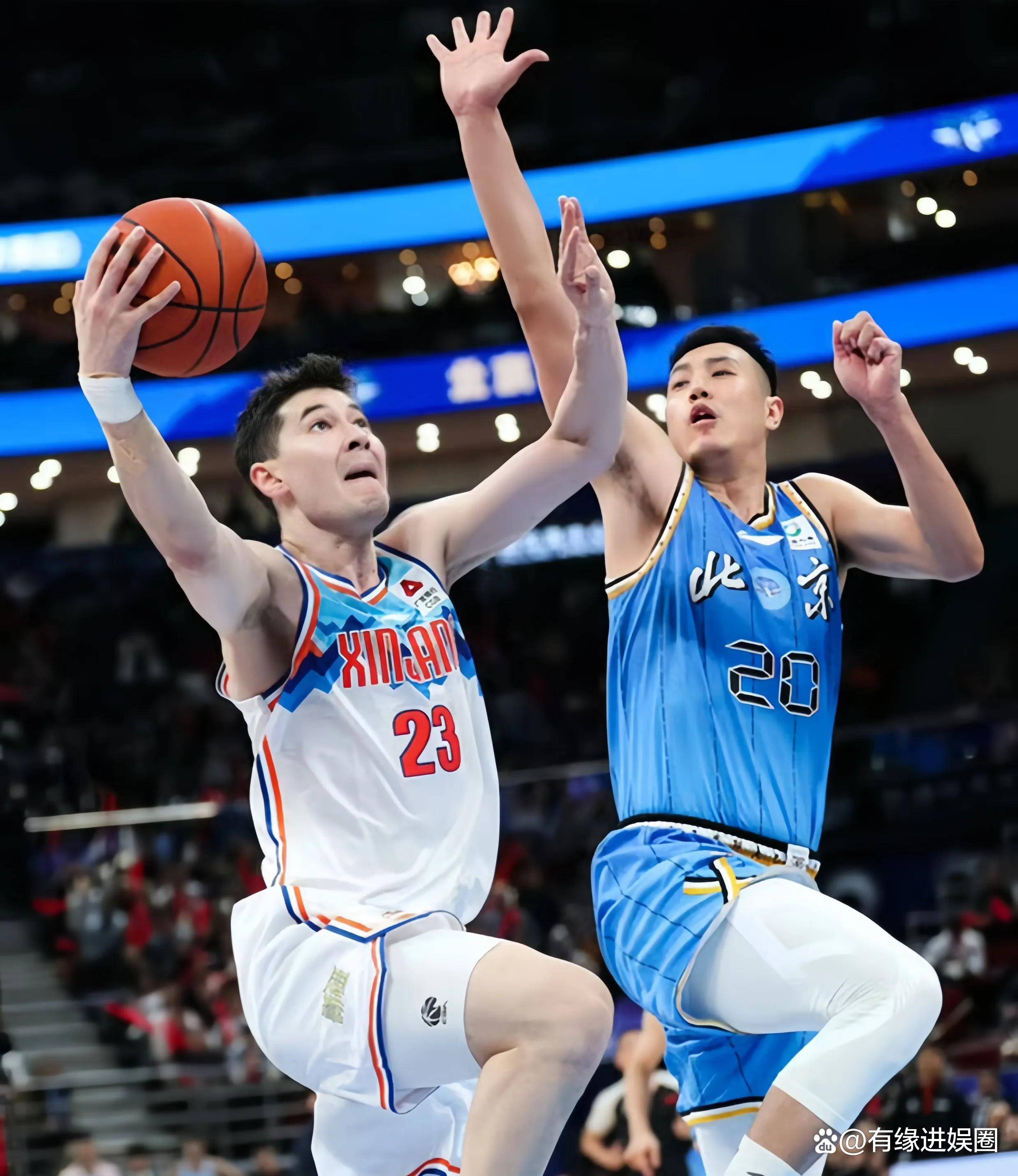 乐鱼网页版 -包含新疆广汇训练开放日;冲刺阶段队长鼓劲引欢呼;CBA季后赛在即;控场能力受关注的词条