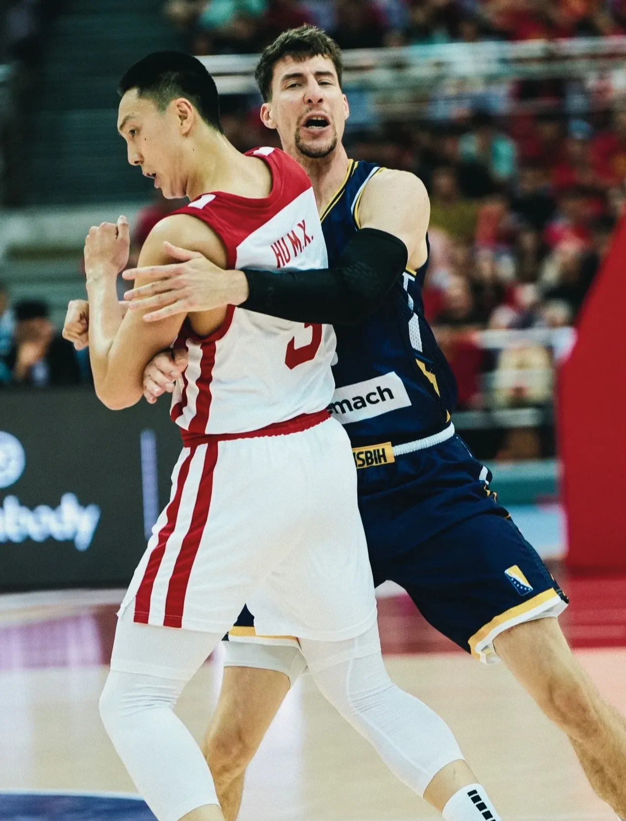 乐鱼网页版 - 今夜体能课后，广厦男篮止住颓势备战法国杯，媒体盛赞，身体对抗强度拉满