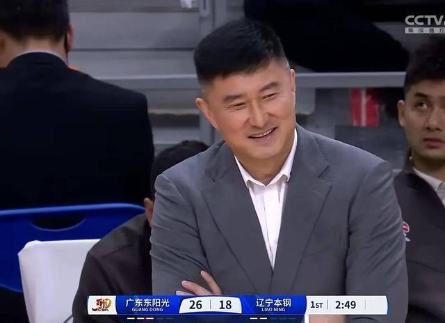 乐鱼网页版 -转折点成都蓉城主帅复盘,CBA季后赛今夜攻防权衡,话题不断,心理建设被强调的简单介绍